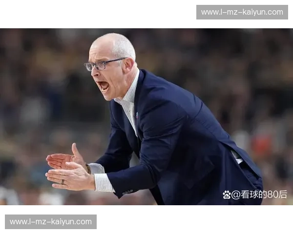 NBA直播教练战术揭秘：看球不再只是娱乐
